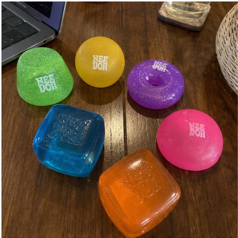 NeeDoh Classic Groovy Glob customer-style review image