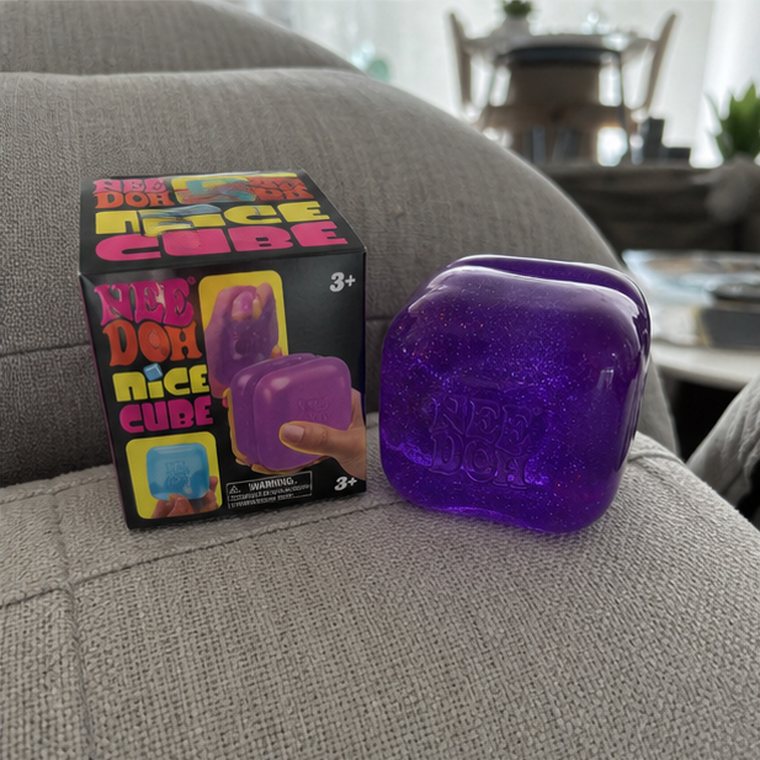 NeeDoh Classic Groovy Glob customer-style review image