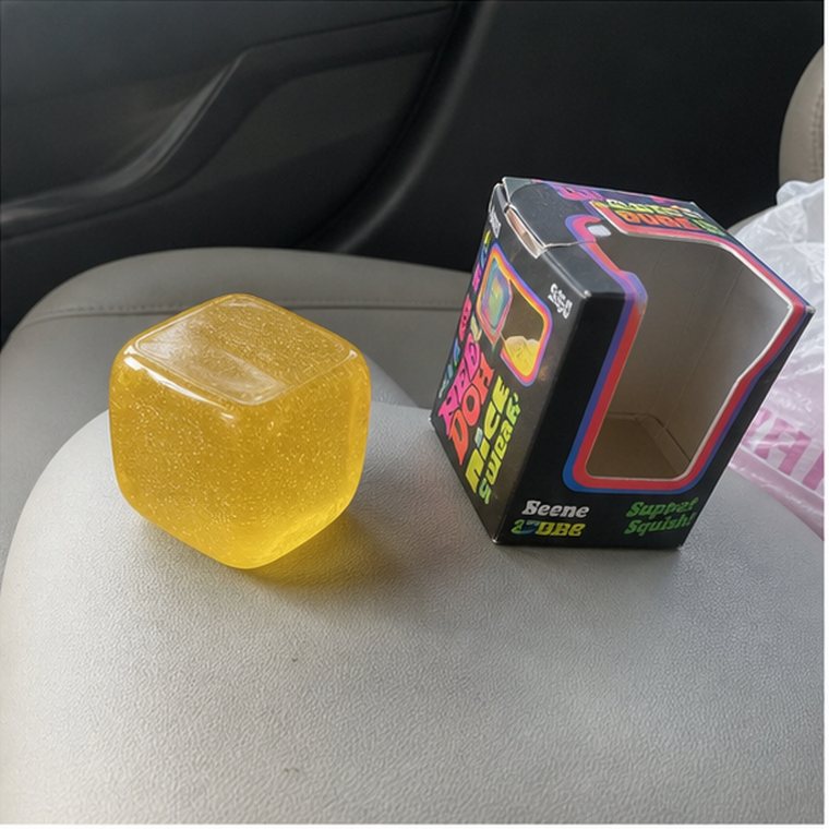 NeeDoh Classic Groovy Glob customer-style review image